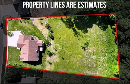 390 Laurel Oaks Ln, Heath, OH, 43056-8036 | Card Image
