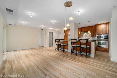 unit-511-411 S Old Woodward Ave, Birmingham, MI, 48009-6646 | Card Image