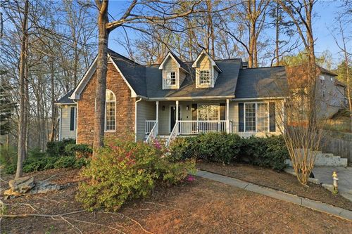 3 Warrenton Dr, Douglasville, GA, 30134-6332 | Card Image