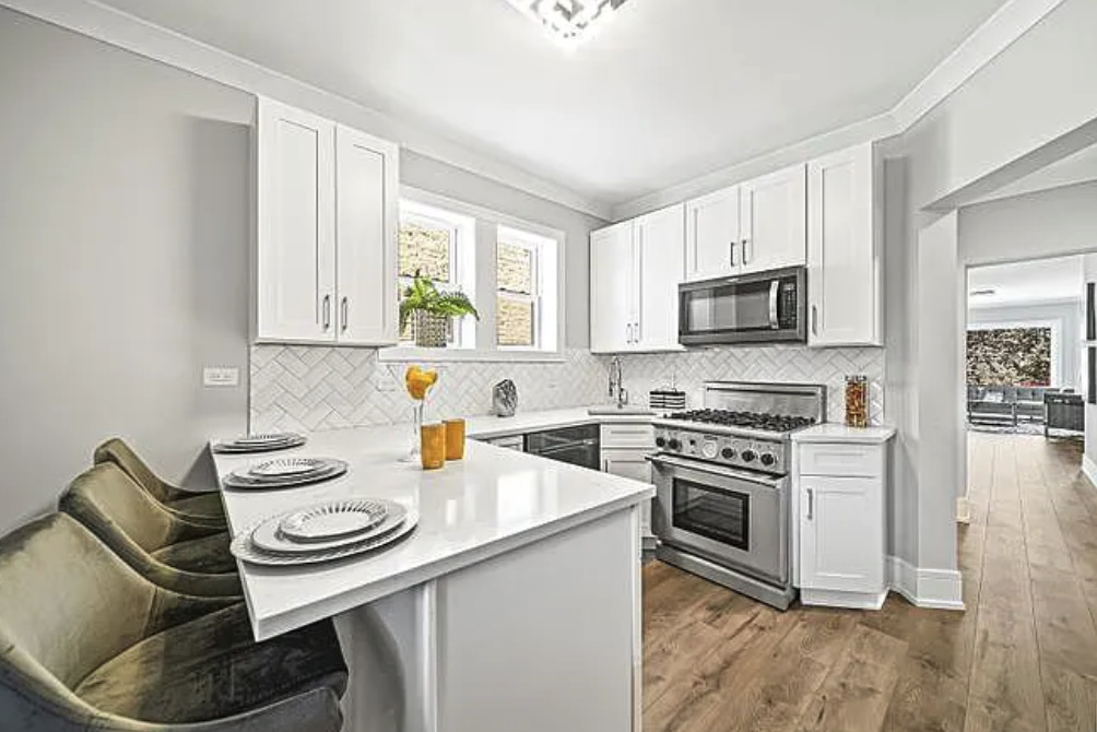 Residential Lease in Chicago 4