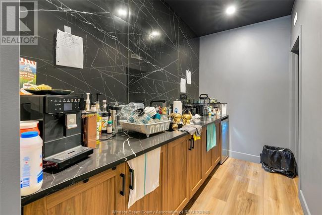 4667 Wyandotte St E, Home with 0 bedrooms, 0 bathrooms and null parking in Windsor ON | Image 45