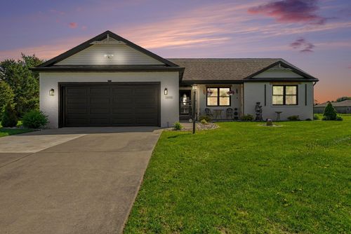 58046 Hidden Meadow Trl, Goshen, IN, 46528-6218 | Card Image