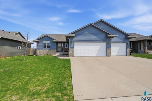 1208 S Keva Ave Avenue, Sioux Falls, SD, 57106 | Card Image