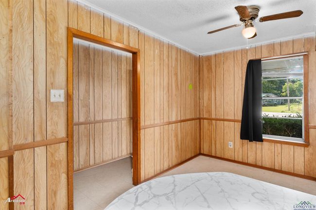 711 Comer St, House other with 3 bedrooms, 2 bathrooms and null parking in Carthage TX | Image 9