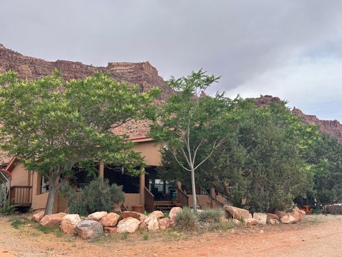 3270 Roberts Dr, Moab, UT, 84532-3822 | Card Image