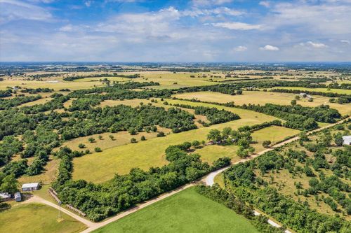 000 School Rd, New Ulm, TX, 78950 | Card Image