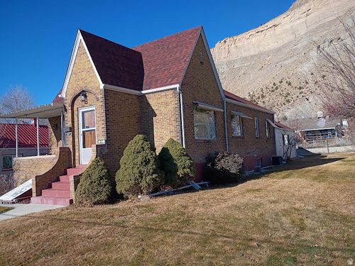 57 C St, Helper, UT, 84526-1219 | Card Image