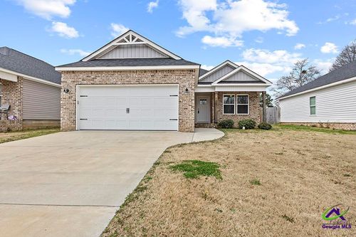 125 Skyway Dr, Warner Robins, GA, 31088-3829 | Card Image