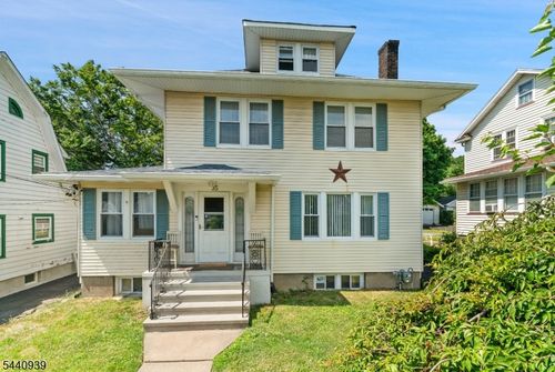 85 Dumont Ave, Clifton, NJ, 07013-1008 | Card Image