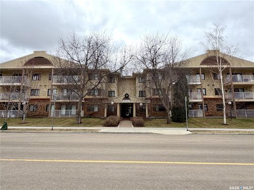 105-1442 102nd St, North Battleford, SK, S9A1G7 | Card Image