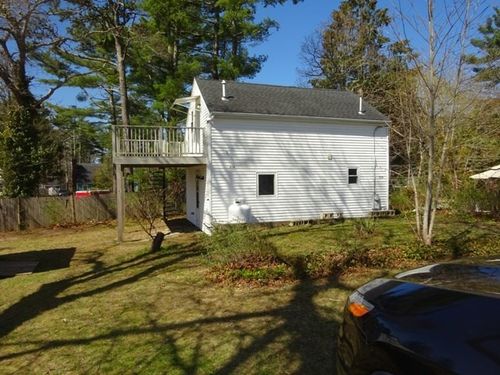 b-17B Oakley Ave, Bourne, MA, 02532-2113 | Card Image