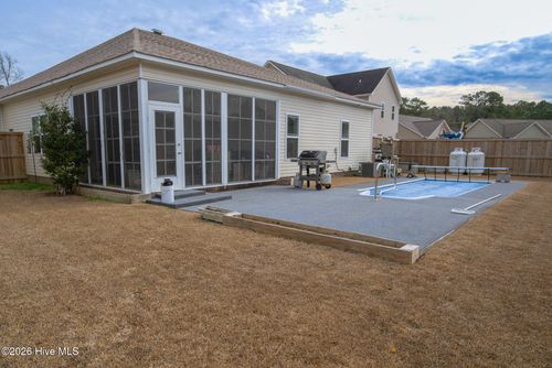 226 Channel Marker Loop, Swansboro, NC, 28584-7728 | Card Image