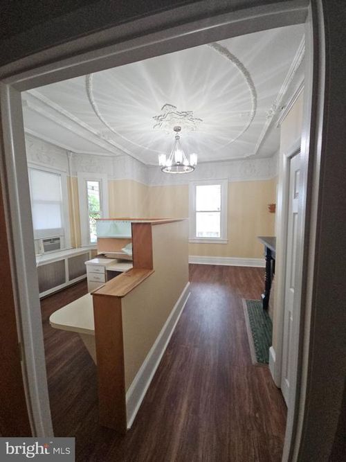 203 Greene St, CUMBERLAND, MD, 21502-2877 | Card Image