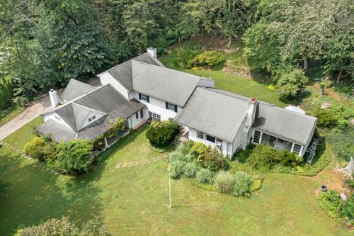76 Deepwood Rd, Darien, CT, 06820-3205 | Card Image
