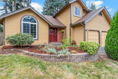 5421 James Pl Se, Auburn, WA, 98092-3855 | Card Image