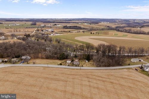 2034 Ashville Rd, QUARRYVILLE, PA, 17566-9570 | Card Image