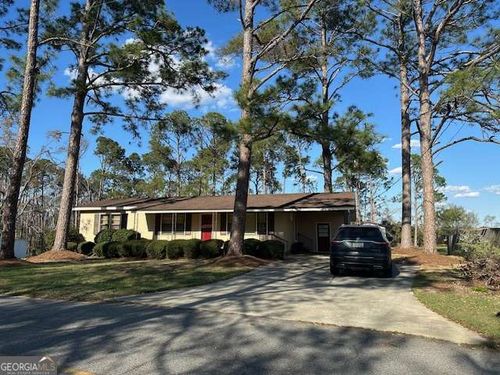 177 Nelson Ave, Lyons, GA, 30436-4068 | Card Image