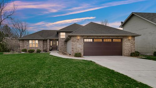 10621 Erie Drive E, Crown Point, IN, 46307 | Card Image