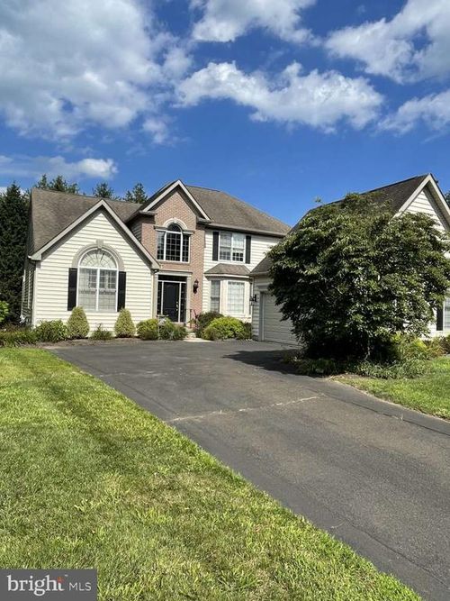 10 Lenape Dr, NEW HOPE, PA, 18938-9282 | Card Image