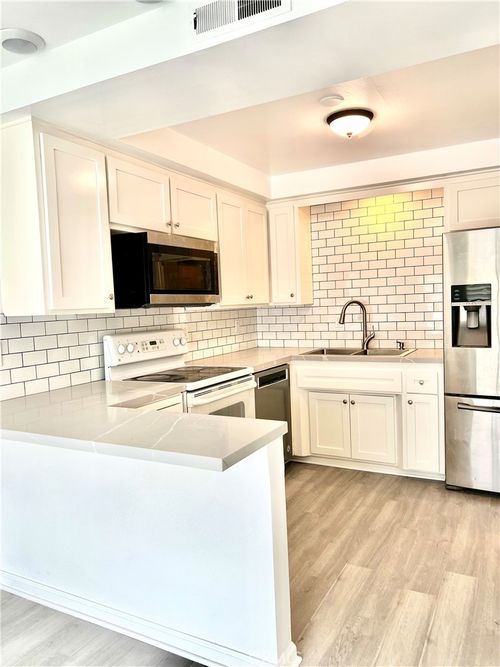 36-1881 Mitchell Ave, Tustin, CA, 92780 | Card Image