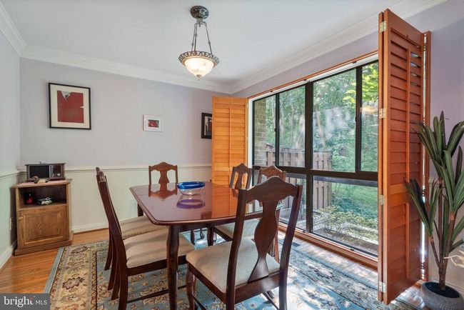 6055 Forrest Hollow Ln, Townhouse with 3 bedrooms, 3 bathrooms and null parking in SPRINGFIELD VA | Image 9
