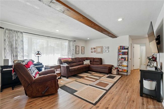 1243 White Oak Dr, House other with 3 bedrooms, 2 bathrooms and null parking in Springfield OH | Image 11