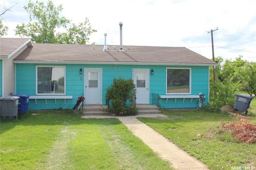 810 8th Street, Chaplin, SK, S0H0V0 | Card Image