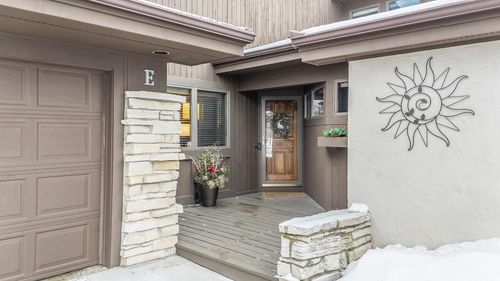 e-2661 Northern Road, FOX CROSSING, WI, 54914 | Card Image