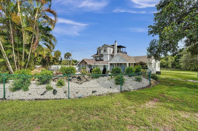 502 Rambling Drive Cir, House other with 5 bedrooms, 3 bathrooms and null parking in Wellington FL | Image 5