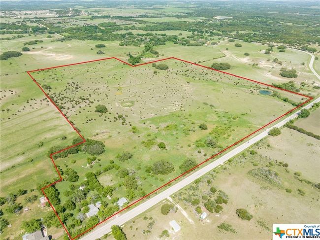 6630 S Fm 183, House other with 3 bedrooms, 2 bathrooms and null parking in Evant TX | Image 4