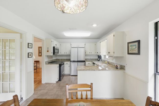 414 Winding Ln, House other with 3 bedrooms, 2 bathrooms and null parking in Mt Vernon TX | Image 22