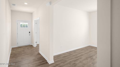 962 Misty Creek Dr, Aberdeen, NC, 28315-4604 | Card Image