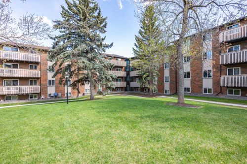 634-11620 Elbow Dr Sw, Calgary, AB, T2W3L6 | Card Image