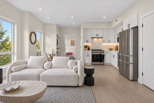 404-38 Old Colony Ave, Quincy, MA, 02170-2636 | Card Image