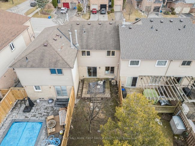 132 Timber Mill Ave, House attached with 3 bedrooms, 2 bathrooms and 1 parking in Whitby ON | Image 25