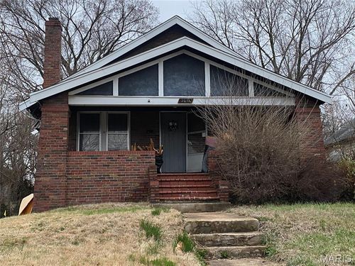 2031 Switzer Ave, Saint Louis, MO, 63136-3757 | Card Image