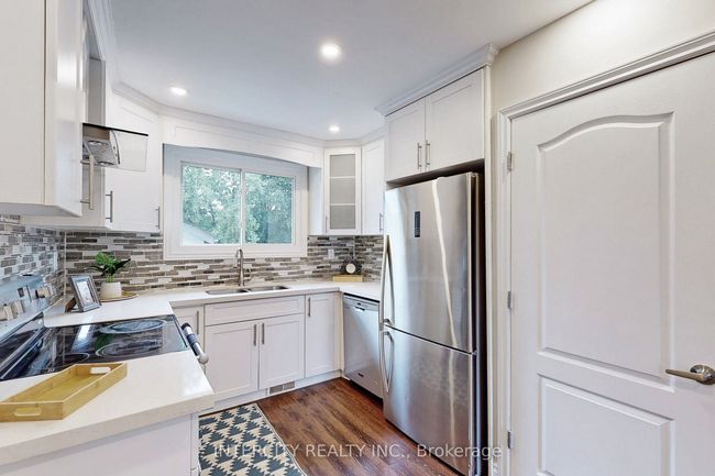 122 Rutherford Rd N, House other with 5 bedrooms, 2 bathrooms and 6 parking in Brampton ON | Image 9