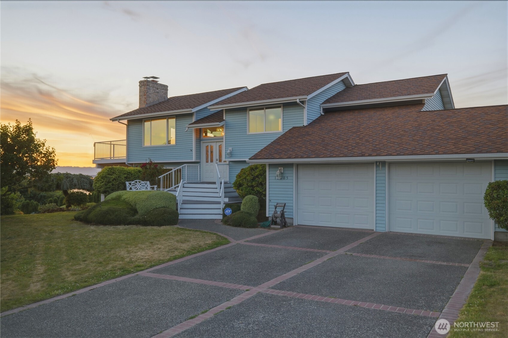 Residential Lease in Lakewood 2
