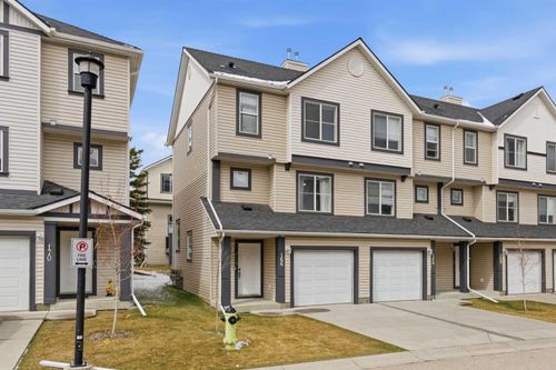 166 Everhollow Hts Sw, Calgary, AB, T2Y5B3 | Card Image