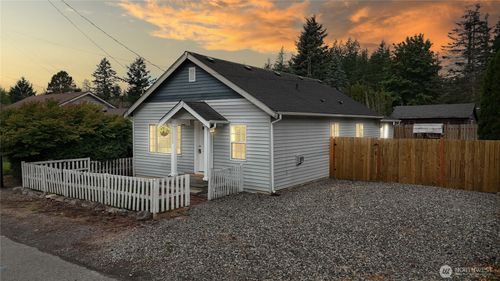 35225 Veazie Cumberland Road Se, Enumclaw, WA, 98022 | Card Image