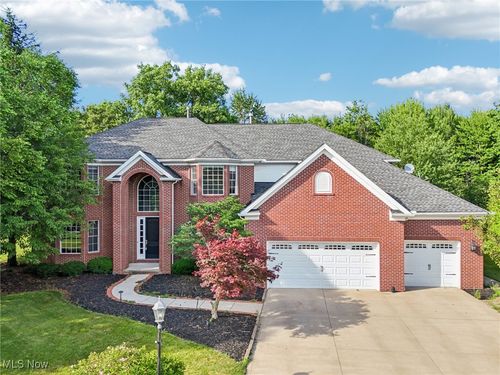 19307 Araglin Ct, Strongsville, OH, 44149-0958 | Card Image