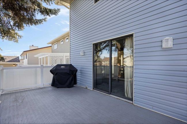 24 Rivervalley Crescent Se, House other with 3 bedrooms, 3 bathrooms and 2 parking in Calgary AB | Image 31