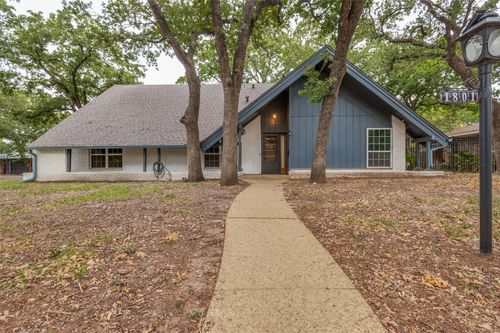 1801 Green Oaks Dr, Irving, TX, 75061-2138 | Card Image