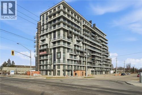 {{alt}} | Card Image