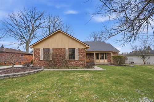 1669 Snowden Cir, Rochester Hills, MI, 48306-3659 | Card Image