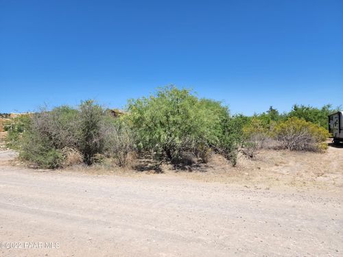 5705 N Vicki Ln, Rimrock, AZ, 86335-6206 | Card Image