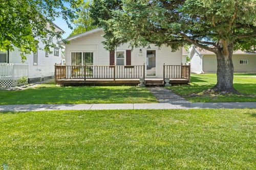 312 6th Ave N, Casselton, ND, 58012-3236 | Card Image