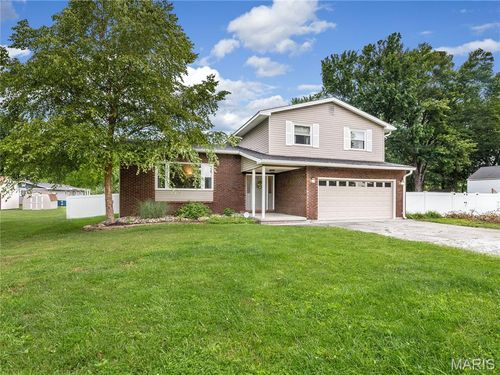 202 Willow Dr, Collinsville, IL, 62234-5148 | Card Image