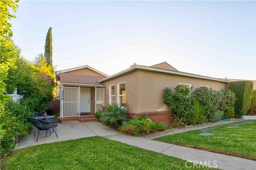  Fairway Avenue, Montrose, CA, 91020 | Card Image