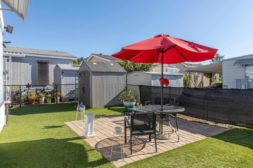 spc-44-1010 E Bobier Dr, Vista, CA, 92084-3909 | Card Image